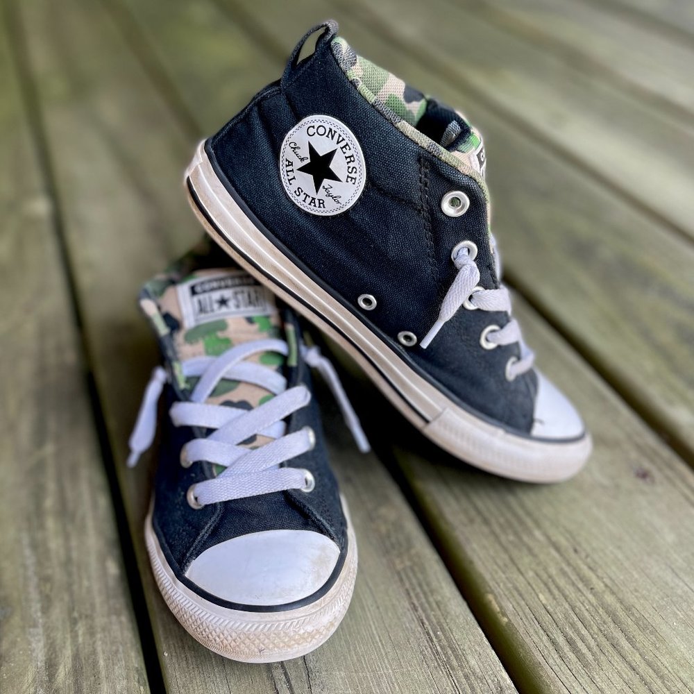 Converse Chuck Taylor All Star Street Mid Black Camo Kids Size 3Y